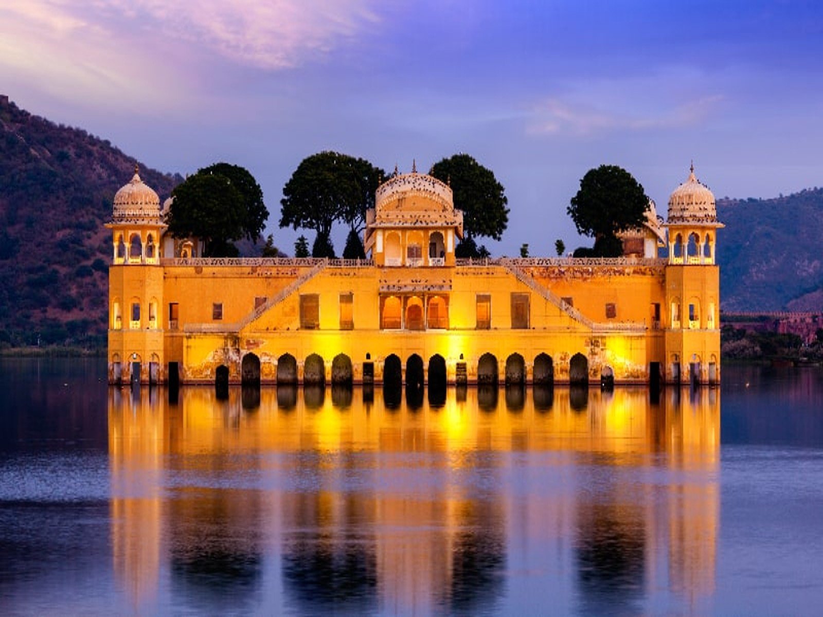 tour image