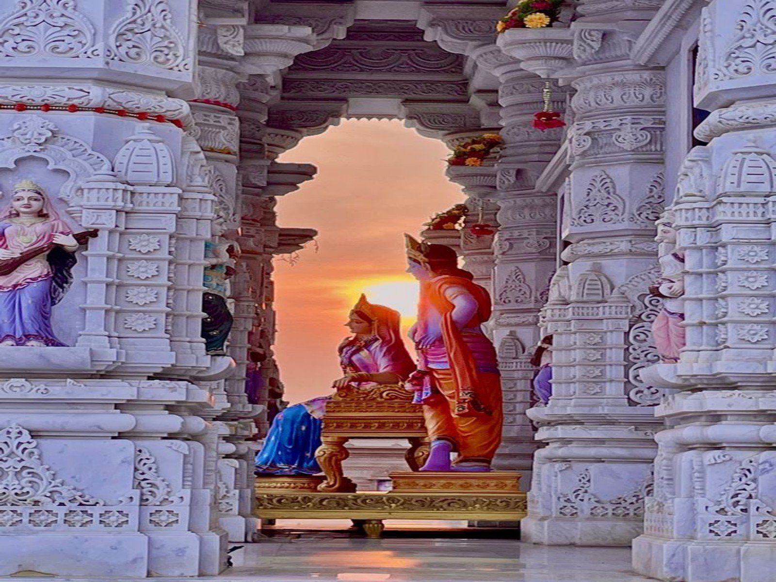 tour image