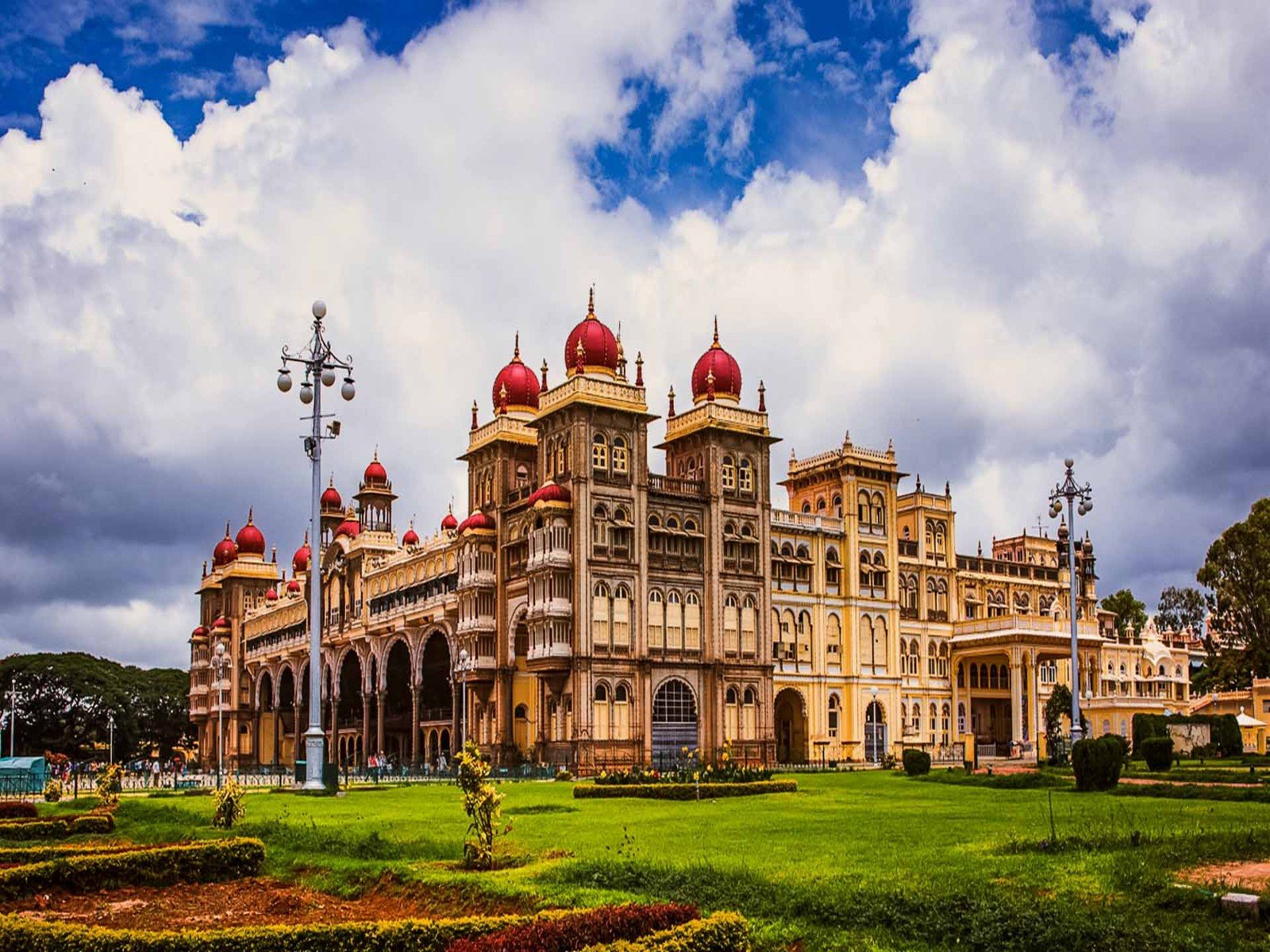 tour image